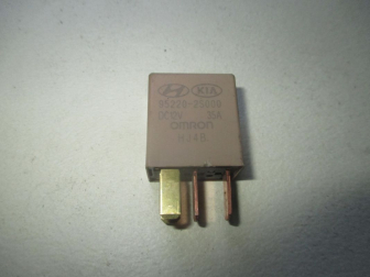 Реле 952202S000 35 Ам Solaris Kia  Rio Ceed Soul IX20 IX35 OPTIMA SPORTAGE - Коричневое, - БУ