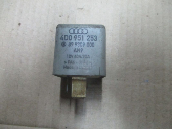 Реле №372 40A/30A 4D0951253 899309000 Фольксваген Ауди Шкода, - БУ