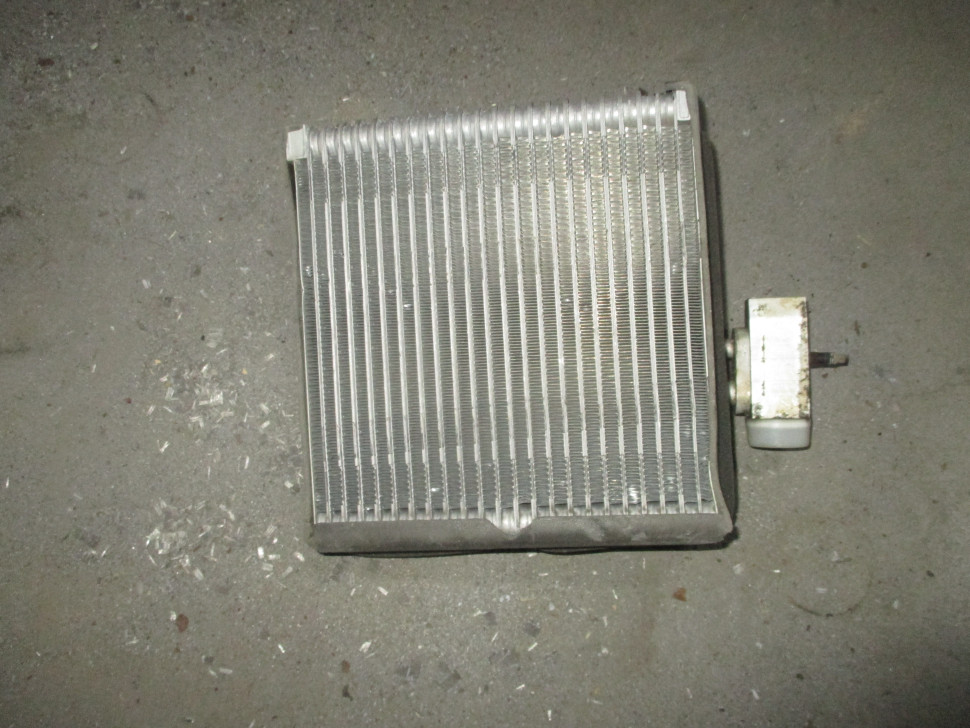 Радиатор испаритель кондиционера 96539652 96539646 4253-0242 Шевроле ...
