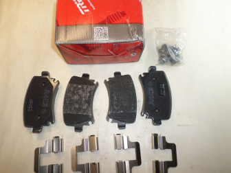 Колодки задние 4F0698451D GDB1622 Ауди A3, A4, А6 Volkswagen GOLF V - VI, - TRW