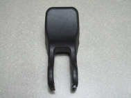 Облицовка салазок сиденья нижняя 95480137 кронштейна сиденья Chevrolet Orlando - ДЕФЕКТ - CO-52 - БУ