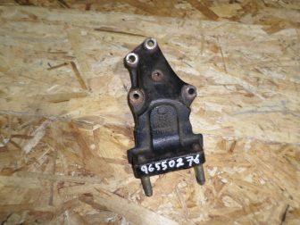 Кронштейн двигателя правый 96550276 на ГБЦ Шевроле Лачетти Все c F14D3  F16D3 F18D3 - БУ
