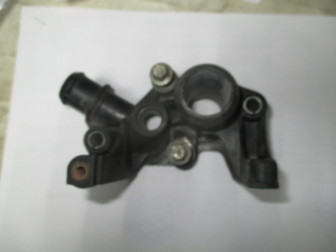 Термостат - Флянец термостата 1531004, 7M5G8K556AC 1,4-1,6л Форд Фокус 1 Фиеста, - БУ