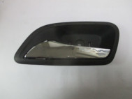 Ручка дверей левых внутренняя 96845901 LH 95175659 95216101 Шевроле Круз хромированная - БУ