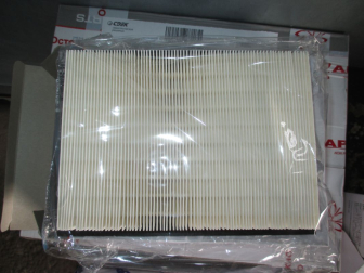 Фильтр воздушный 16546JG30A Nissan X-Trail 07->14, Juke 10- LYNXauto