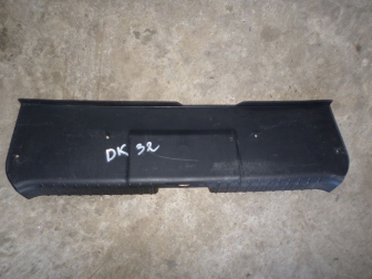 Накладка панели задней багажника 96537917 96537365 Шевроле Авео Хэтчбек Т200 и 255 - царапина - БУ