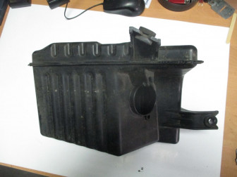 Воздушного фильтра - Резонатор Шевроле Авео Т200-250-255 93742518, 96850902 с 09 года с МКПП - БУ-2