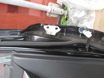 Петля двери задней верхняя левая 96541502 Шевроле Авео Т200-250-255, - Daewoo