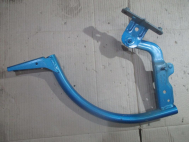 Петля крышки багажника левая CM51F42701AF 1747202 Форд Фокус 3 Седан S-52, - БУ