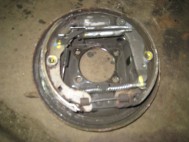 Ремкомплект колодок задних 95948502 Шевроле Спарк М300 левая сторона, - БУ без цилиндра