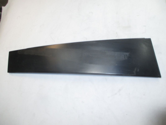 Накладка двери задней левой 94563603 наружняя вертикальная металлическая черная Шевроле Круз, - БУ