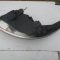 Фара правая Форд Фокус 3 BM5113W029E BM5113W029F Хром - СКОЛ пластика на задней части корпуса, - БУ