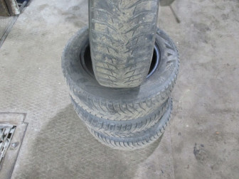 Шина зимняя R14 185/65 шипованная Marshal WinterСraft Ice WI31 88T - БУ износ 40%