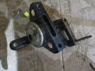 Подушка двигателя правая Спарк Матиз 1,0 литра с МКПП с 2005 года 96484904, R3, 96484923, R1, - БУ