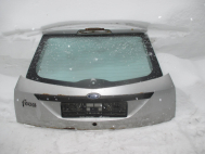 Крышка багажника Форд Фокус 1 для Хэтчбек 1216269 - Серебро - голая со стеклом - есть ржавчина - БУ