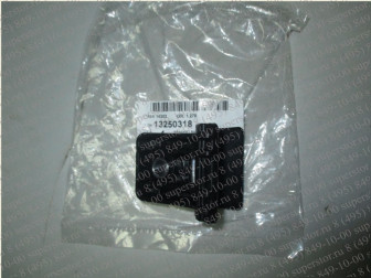 Кронштейн радиатора верхний 1310005 13250318 Шевроле Круз Опель Астра J, - GM