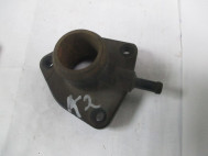 Фланец термостата 1052405, 928M8594AC Форд Фокус 1 на 1,6-1,8 литра, - БУ К-2