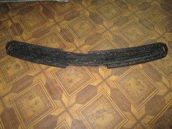 Решетка радиатора верхняя 52019888, 52027905, 52041099 Шевроле Кобальт - БЕЗ хрома, - GM