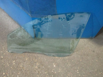 Стекло двери Форд Фокус 1 передней левой 1088905, 1097390, XS41B21411BG - БУ