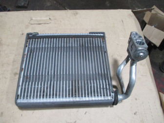 Радиатор испаритель кондиционера печки правый руль 272801KK0A 92200KA0A Ниссан  Жук YF15 - БУ