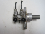 Цилиндр тормозной Главный 95229926 95229905 429338 8105B AMC2 Шевроле Авео Т300 США - S-47 - БУ