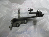 Кронштейн троса переключения МКПП 96451328, 96451326 Шевроле Авео 1,2л Спарк 1,0л 8V - N-5 - БУ