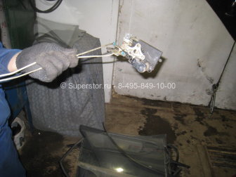 Замок двери Шевроле Ланос задней правой 96305414 с центральным замком, - БУ