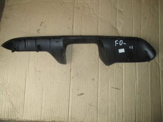 Накладка ручки облицовки двери передней правой 4M51A24048ACW-V22 Форд Фокус 2 - БУ