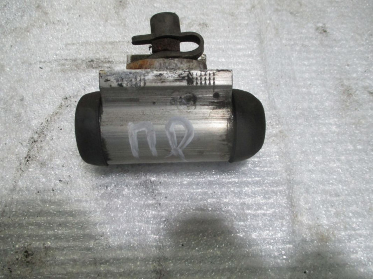 Цилиндр тормозной задний 13304907, 95018640 Шевроле Авео Т300 Шевроле ...