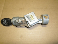 Замок зажигания 1681167 3M513F880AC Форд Фокус 2-3 с МКПП -F0-20 - БУ