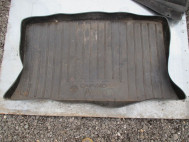 Коврик багажника Шевроле Авео Т200 Седан и Хэтчбек резиновый 96483244, - БУ