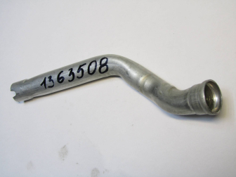 Патрубок отопителя возвратный 1363508 от радиатора отопителя Ford Focus II C-MAX Kuga, - Ford