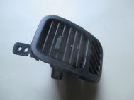 Сопло обдува правое 96304308 RH на панели Шевроле Ланос - есть скол, - БУ