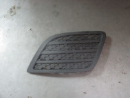 Заглушка ПТФ Форд Фиеста левая до 2008 года 1440910, 6S6119953ADW бампера переднего, - БУ FF15