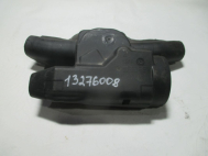 Накладка пластиковая трапеции стеклоочистителей 13276008 Опель Астра H 1390591259, - БУ