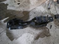 Опора двигателя задняя 96591281 Шевроле Спарк М200 с МКПП 0,8 литра с кронштейном 96591302, - БУ