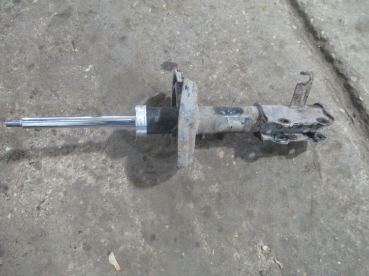 Амортизатор передний Шевроле Круз Опель Астра J правый : купить, цена