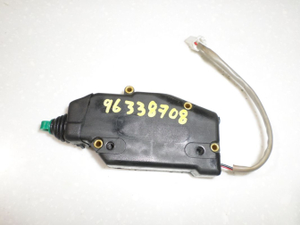 Активатор замка багажника крышки багажника 96338708 Шевроле Реззо Дэу Такума - БУ