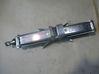 Домкрат 95902916 96427363 Дэу Матиз Шевроле Спарк M200 штатный ромбический - DM-82 или CM-78, - БУ