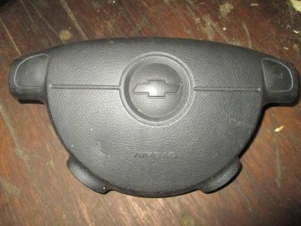 Подушка безопасности Шевроле Авео Т200 водительская 96399503, 95481316, 96803209 - "Крест", - БУ - 2