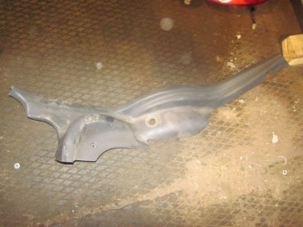 Накладка порога Дэу Матиз М200 внутренняя задняя правая 96566406 пластиковая, - БУ