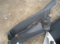 Облицовка стойки Шевроле Круз Седан задней левая НИЖНЯЯ 95952967, 95483409 Черная, - БУ 