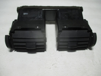 Сопло воздуховода торпеды Шевроле Лачетти Седан 96554909, 96435857, 96615564 центральное, - БУ