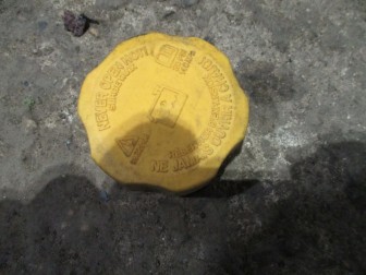 Крышка бачка расширительного 96629108 94539595 96837836 Опель Антара Шевроле Каптива C100-140 - БУ-2