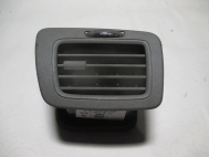 Сопло воздуховода левое 52048105 Шевроле Кобальт, - БУ