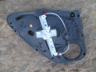 Стеклоподъемник двери задней правой механический C1BBA045H22A 8A61A27000AN Форд Фиеста с 12г , -  БУ