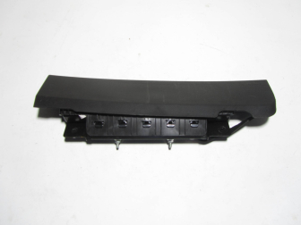 Подушка безопасности пассажирская нижняя подколенная 95218712 Chevrolet Cruze J300 - 2 pin -S25 - БУ