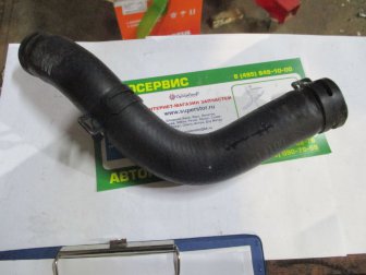 Шланг охлаждения 25411-1J100 от горловины на тройник Solaris, Rio 3, Accent 4 1,6л 16V, - БУ