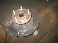 Кулак Опель Антара Шевроле Каптива передний правый Дизель 2,2 литра 25944110 Со ступицей, - БУ