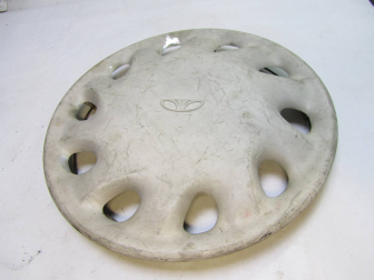 Колпак колесного диска 96306210 Шевроле Ланос стального диска R14 знак ДЭУ - дефект краски - БУ